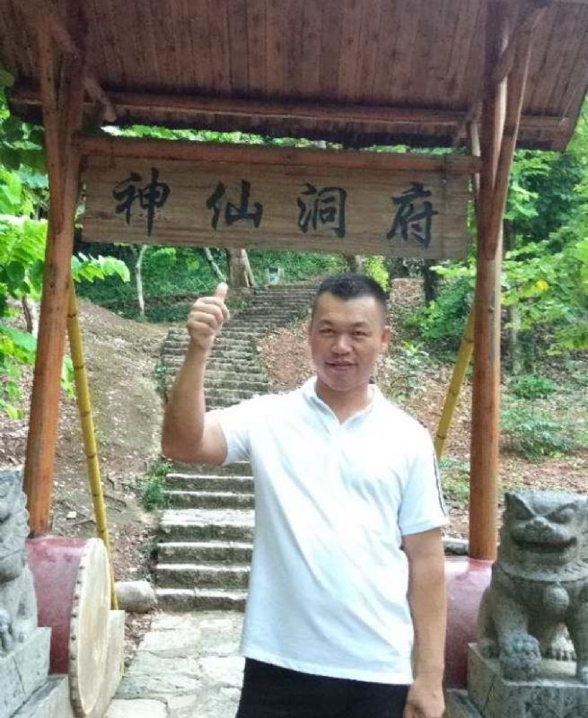 强仔的第一张照片--海丰认干亲服务网